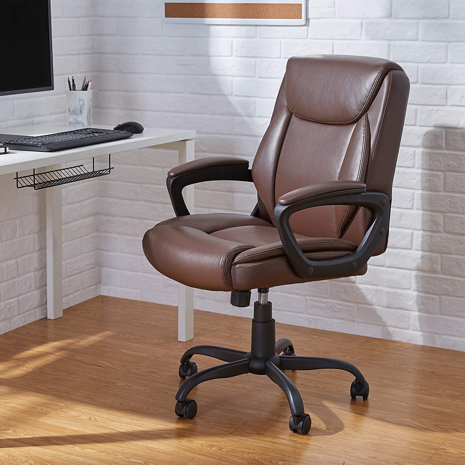 Amazon Basics Classic Puresoft Padded Mid-Back Office Computer Desk Chair with Armrest - Brown