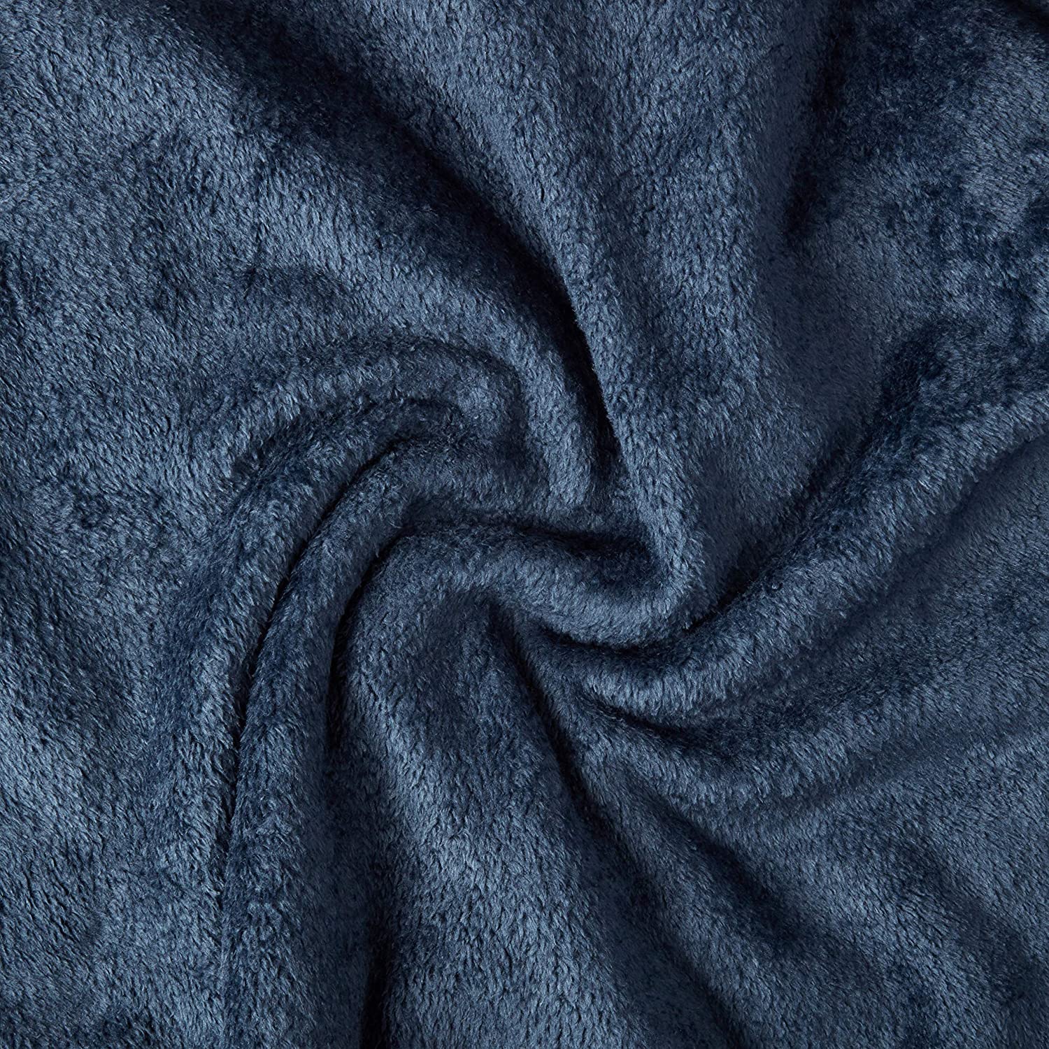Amazon Basics Kids Fleece Tail Blanket - 26\\\'\\\' x 56\\\'\\\', Shark